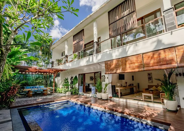 5 Bedroom Villa In Centre Location Of Seminyak