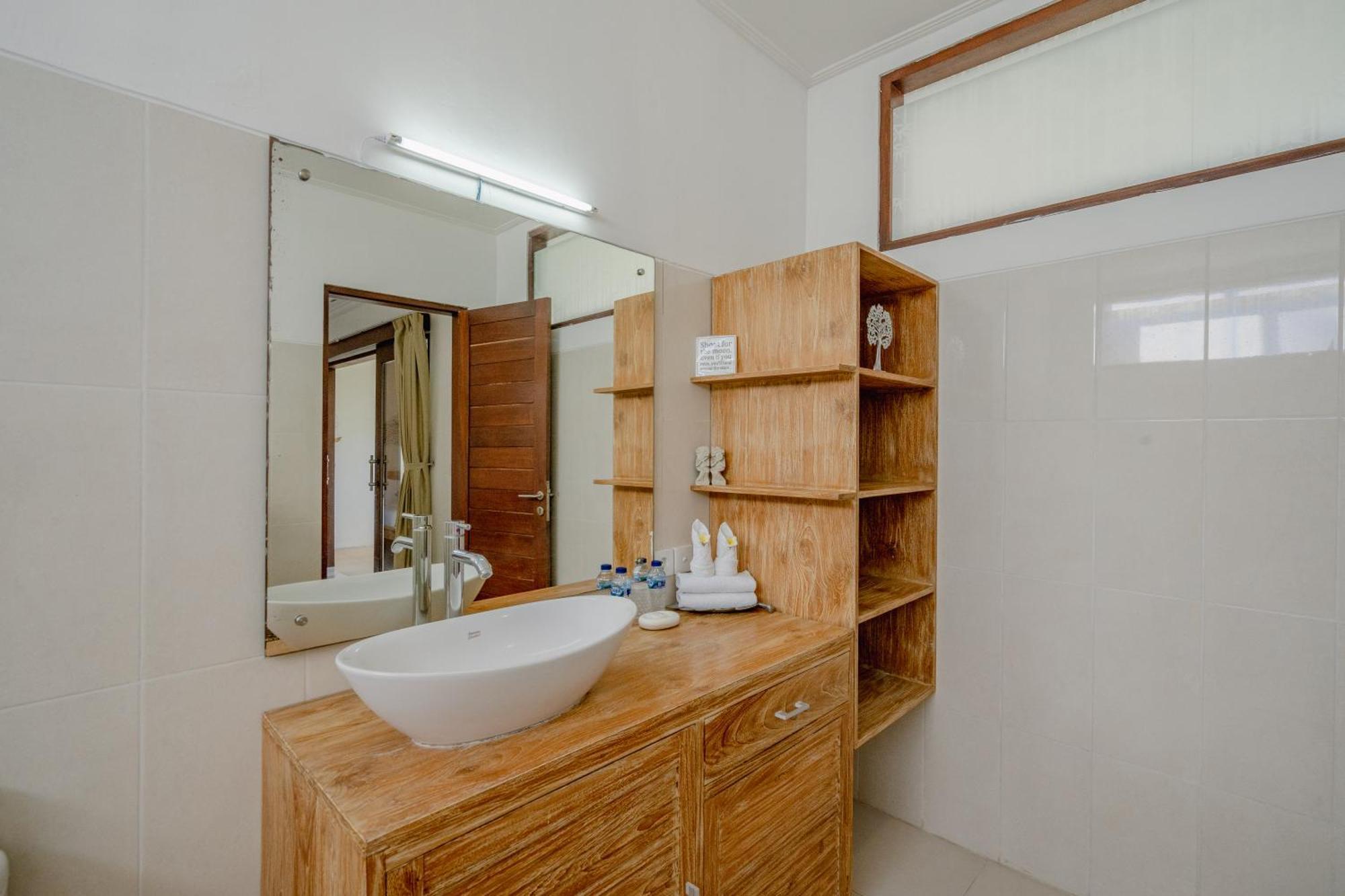 5 Bedroom In Centre Location Of Villa