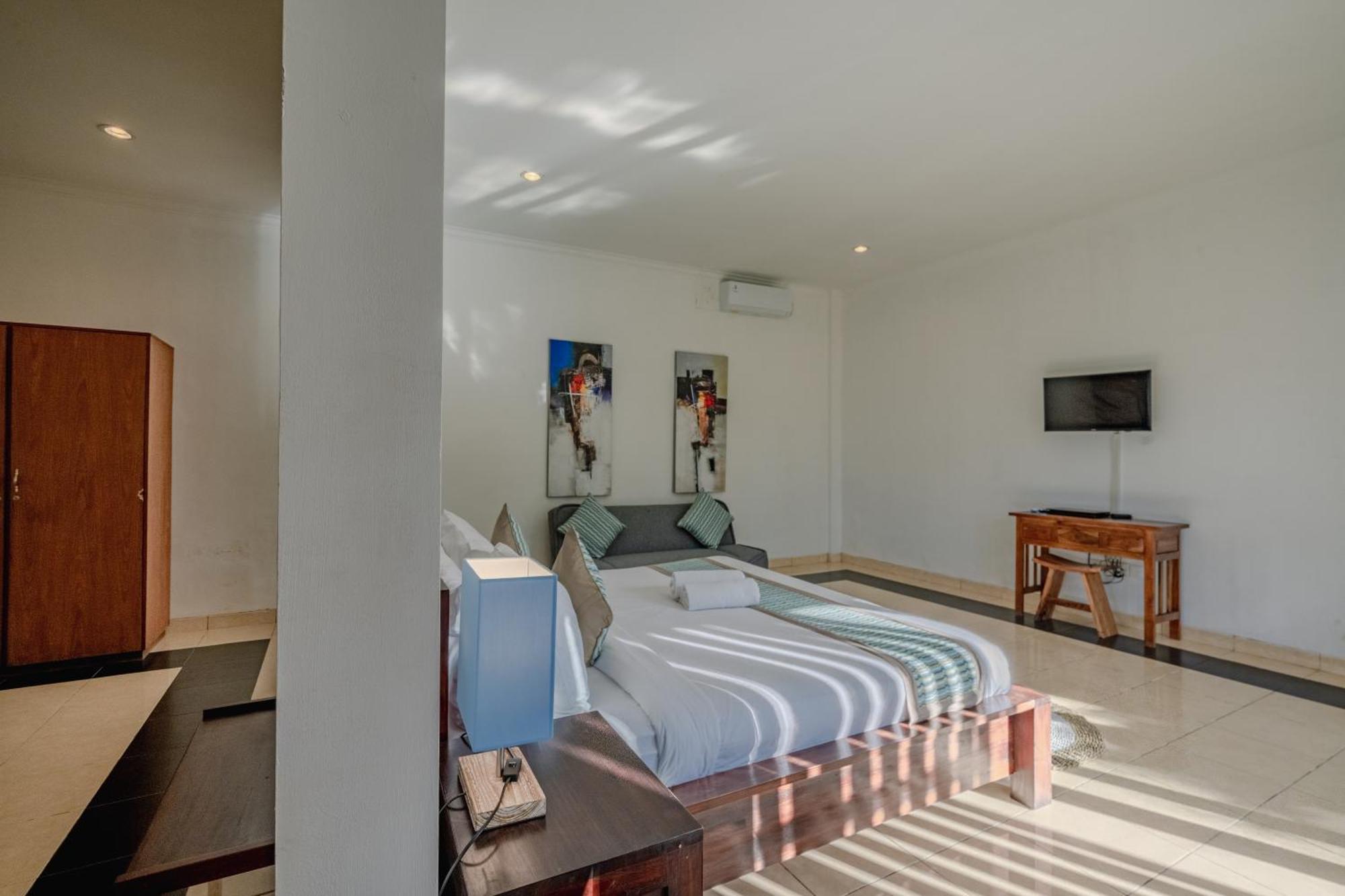 5 Bedroom In Centre Location Of Villa