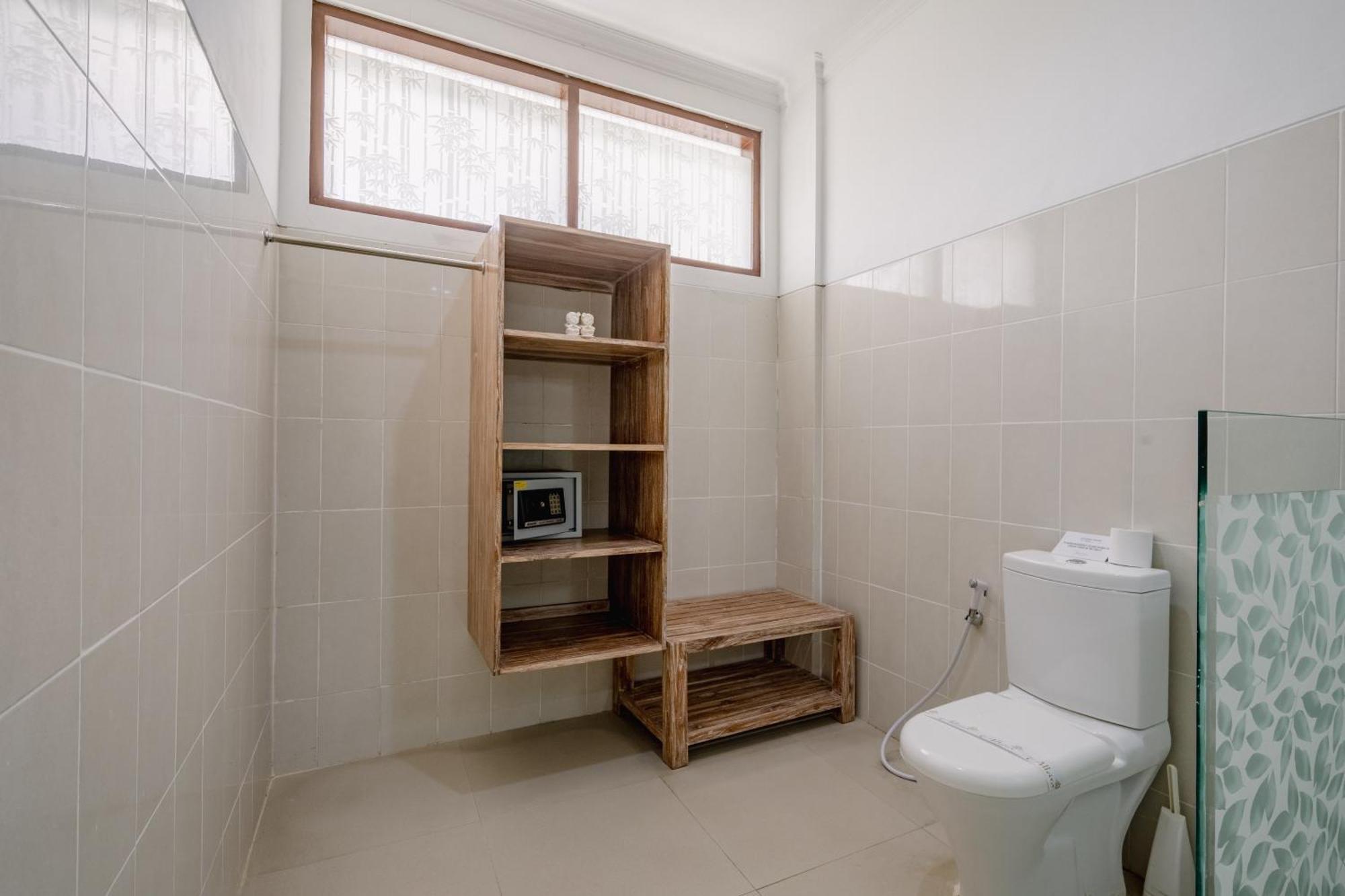 5 Bedroom In Centre Location Of Villa