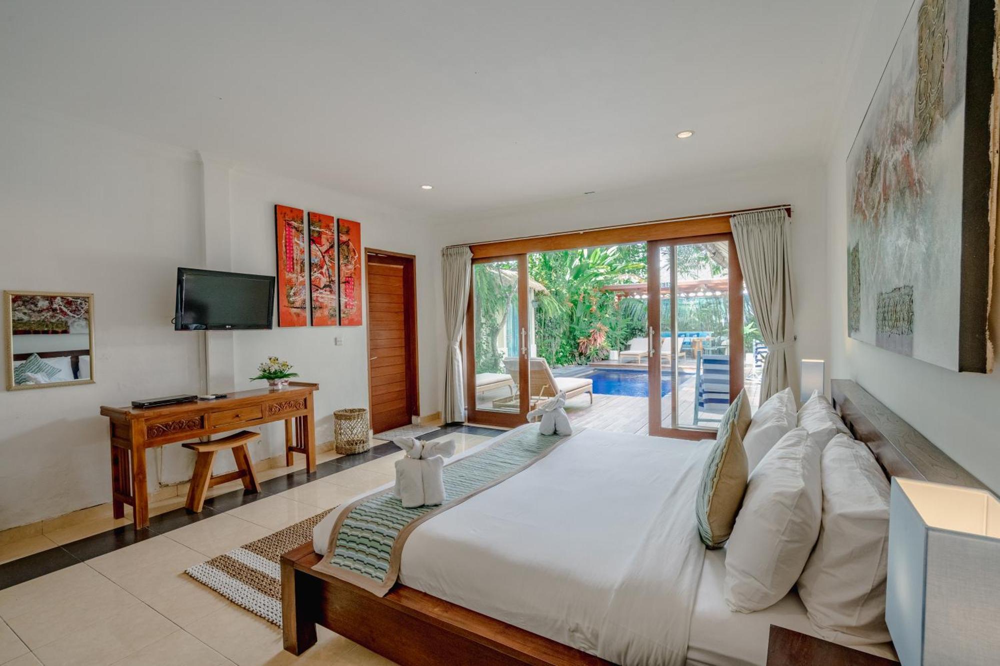 Villa 5 Bedroom In Centre Location Of *